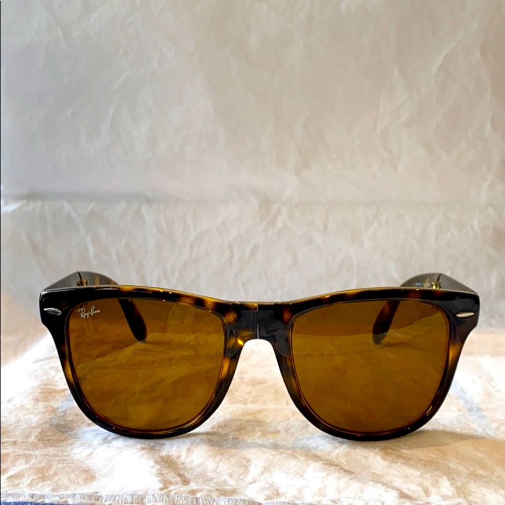 Ray-Ban Folding Wayfarer